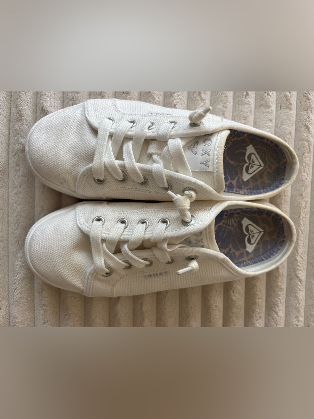 Roxy White Canvas Sneakers